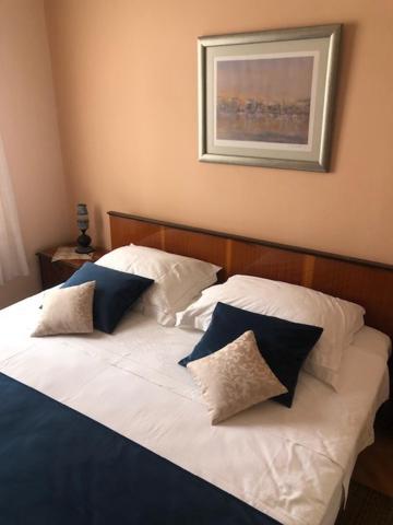 Rooms Vinka,Stomorska Eksteriør billede
